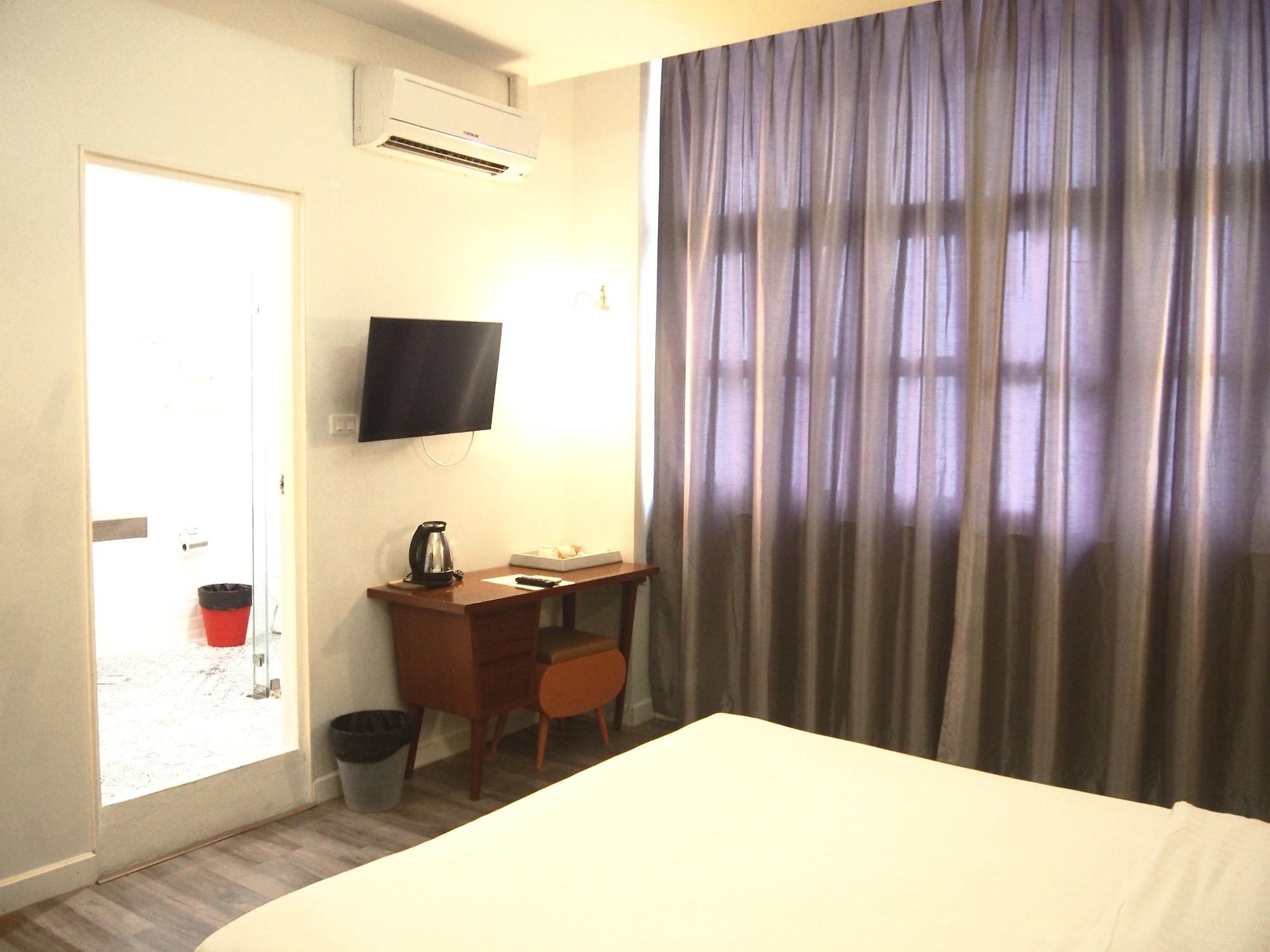 Retroasis Hotell Bangkok Exteriör bild