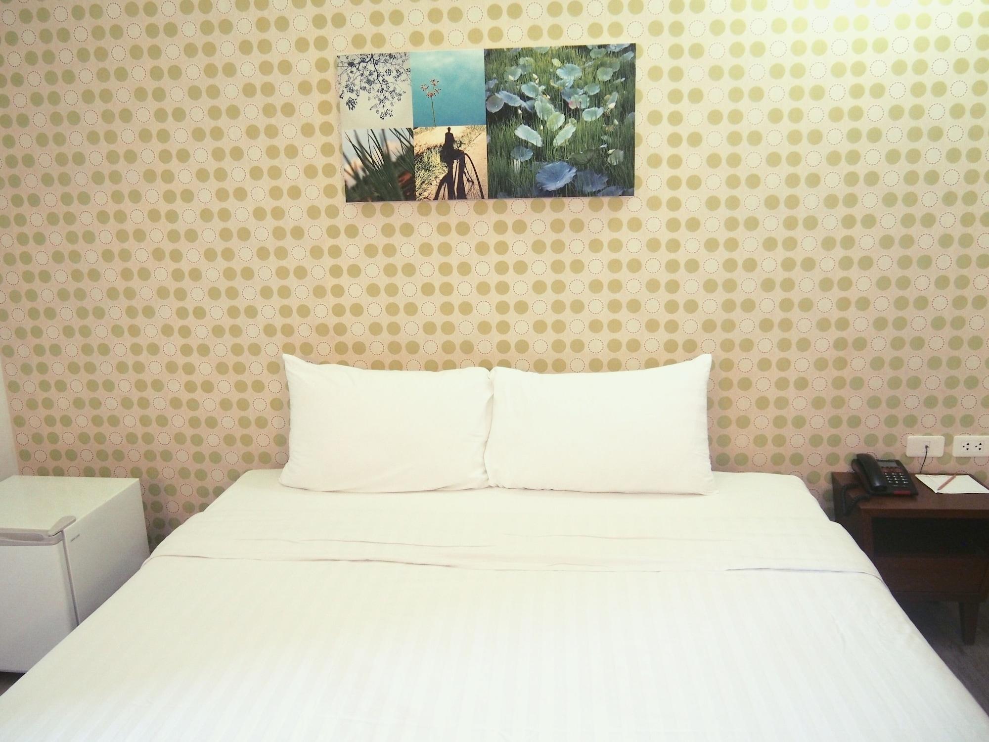 Retroasis Hotell Bangkok Exteriör bild