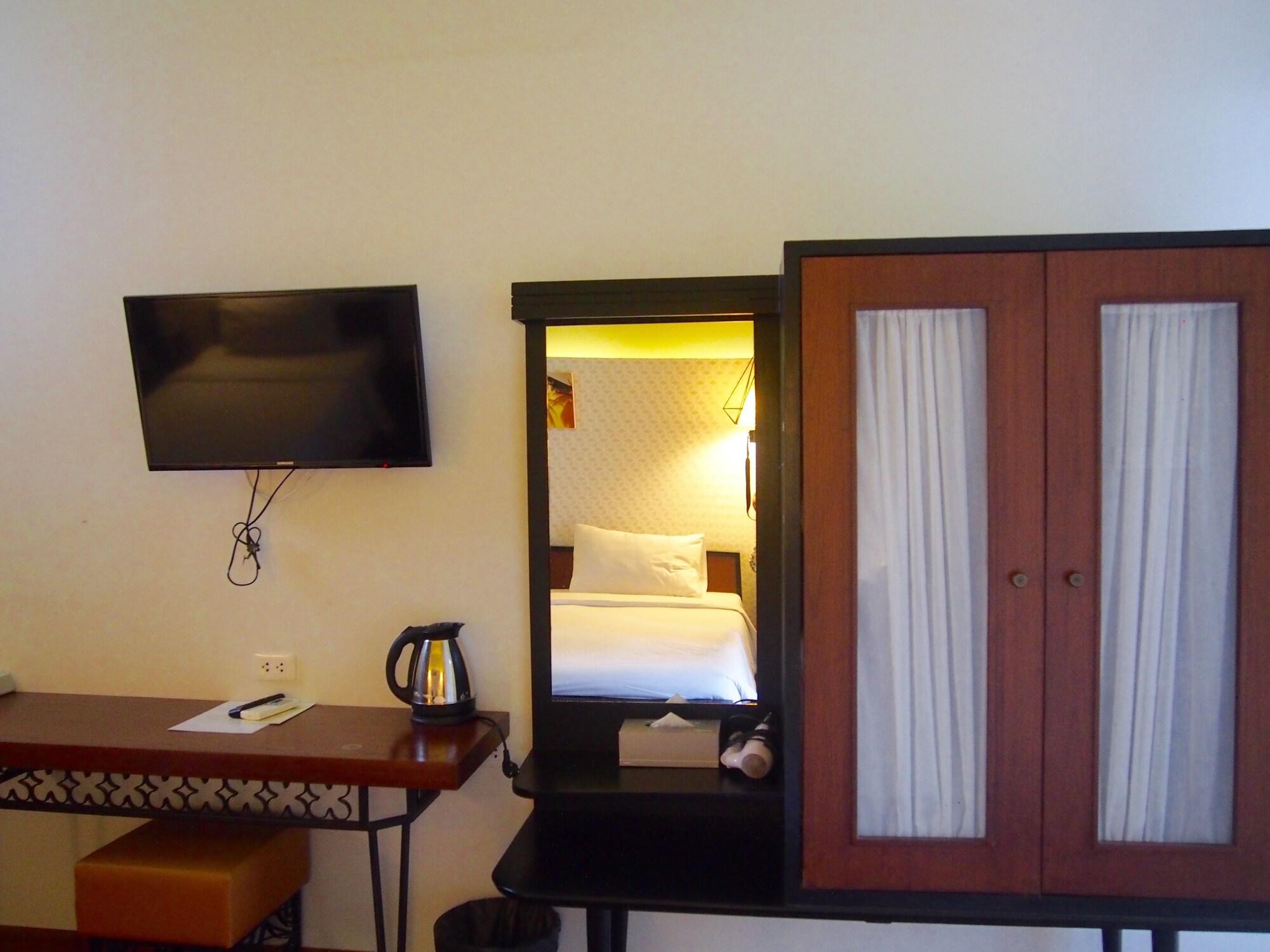 Retroasis Hotell Bangkok Exteriör bild