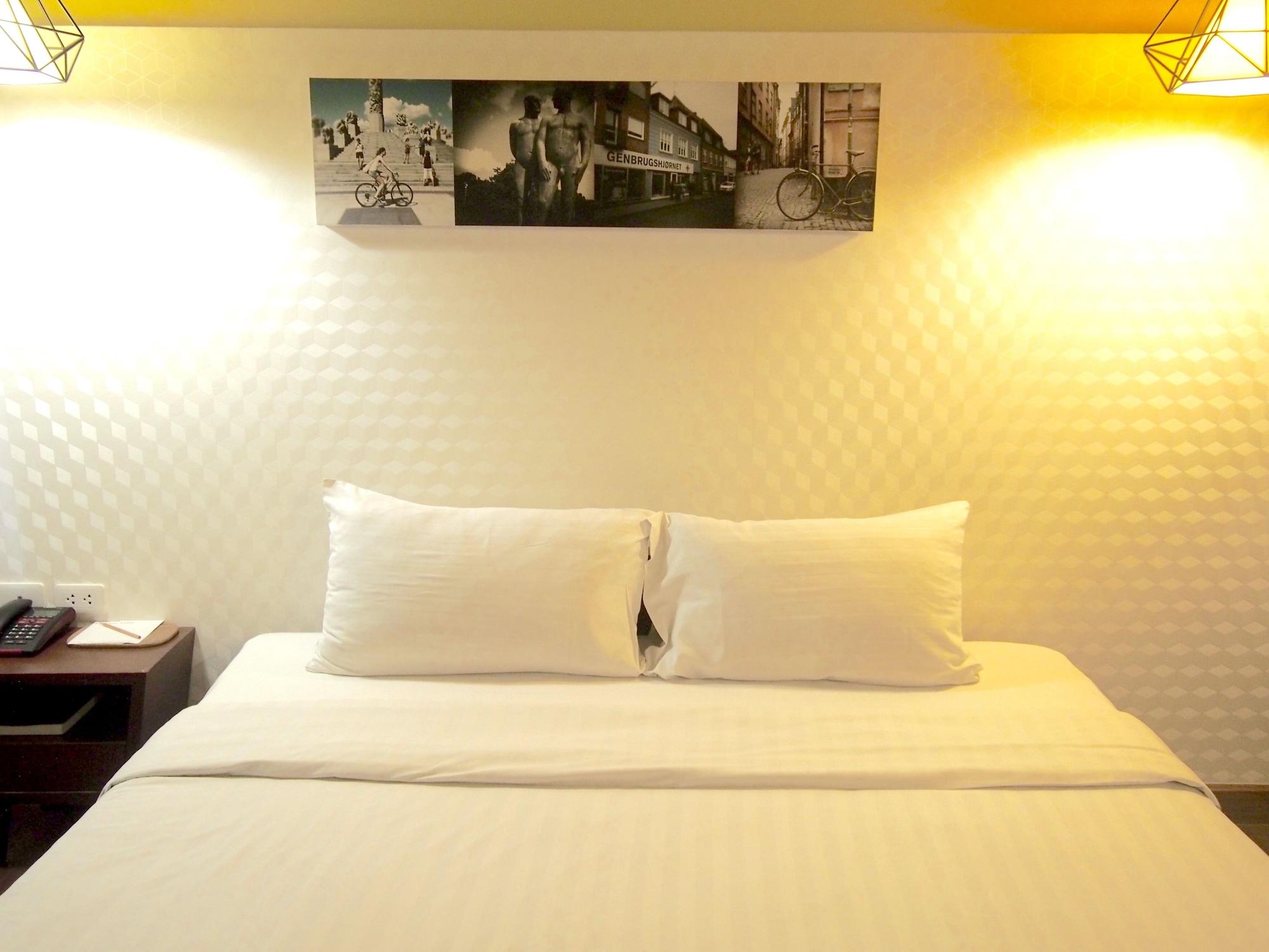 Retroasis Hotell Bangkok Exteriör bild